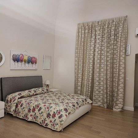 Appartement Indahouse à Bari Extérieur photo