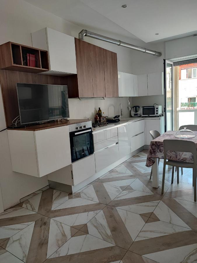 Appartement Indahouse à Bari Extérieur photo
