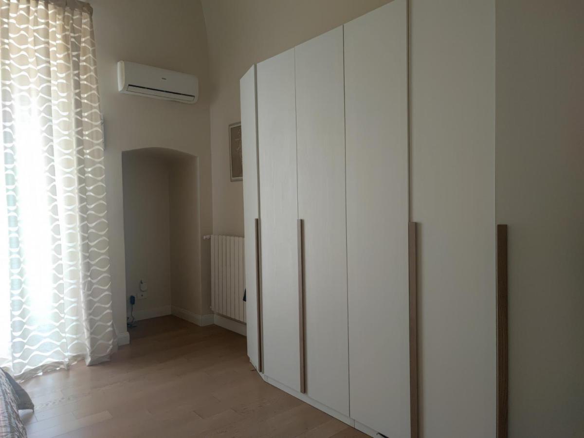 Appartement Indahouse à Bari Extérieur photo