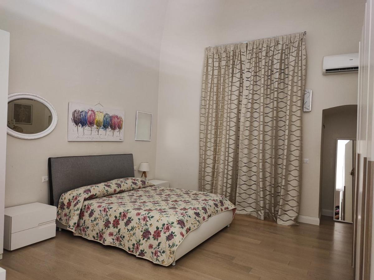 Appartement Indahouse à Bari Extérieur photo